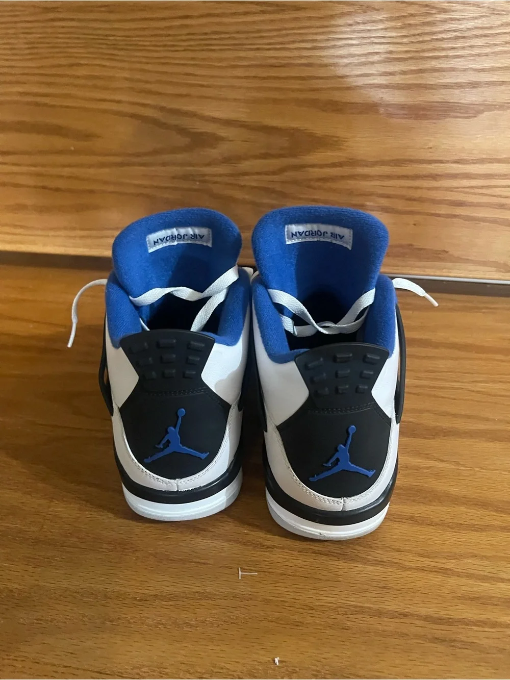 Nike White & Blue Air Jordan 4 Basketball Sneakers